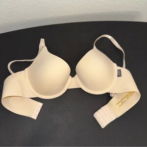 Vince Camuto Light Beige Wire Bra Adjustable Clasp Back Size 34B